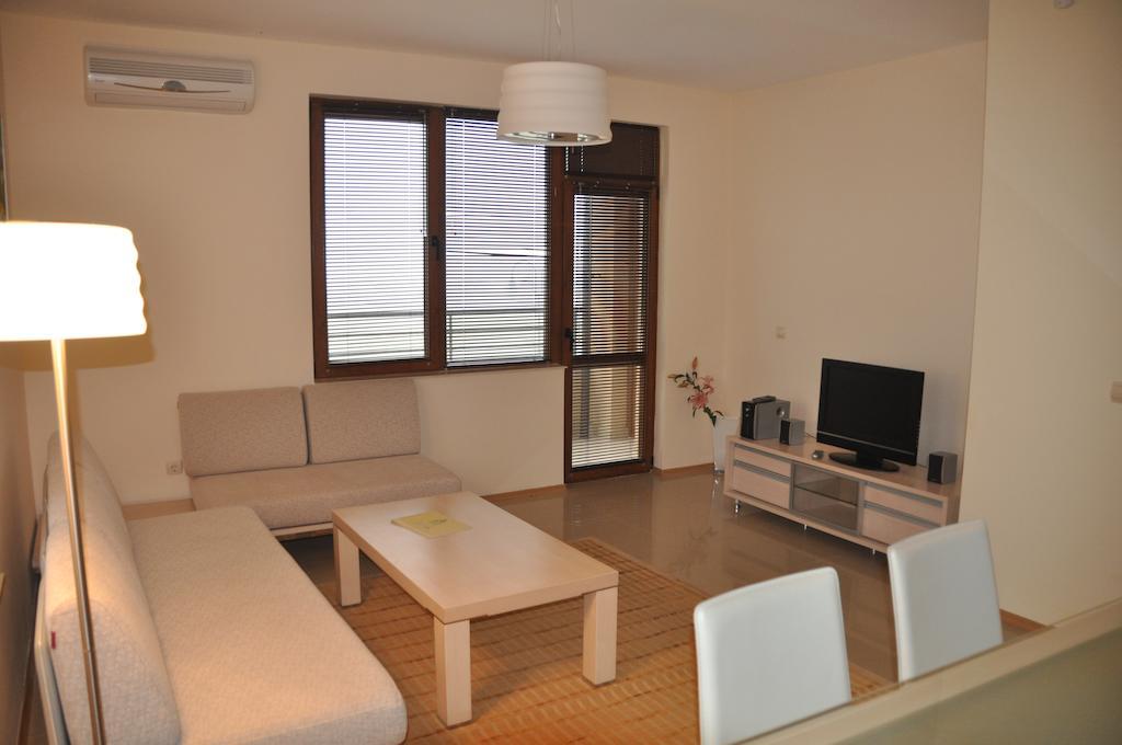Lighthouse Golf Apart Complex&Villas Balchik Quarto foto